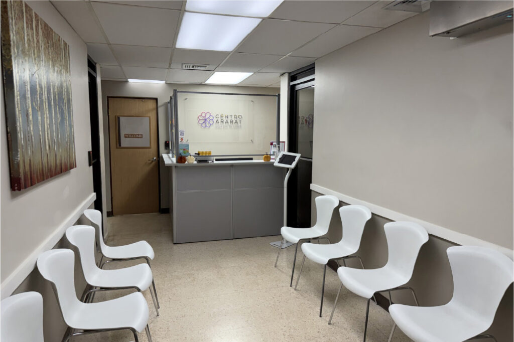 Centro Ararat Clinics